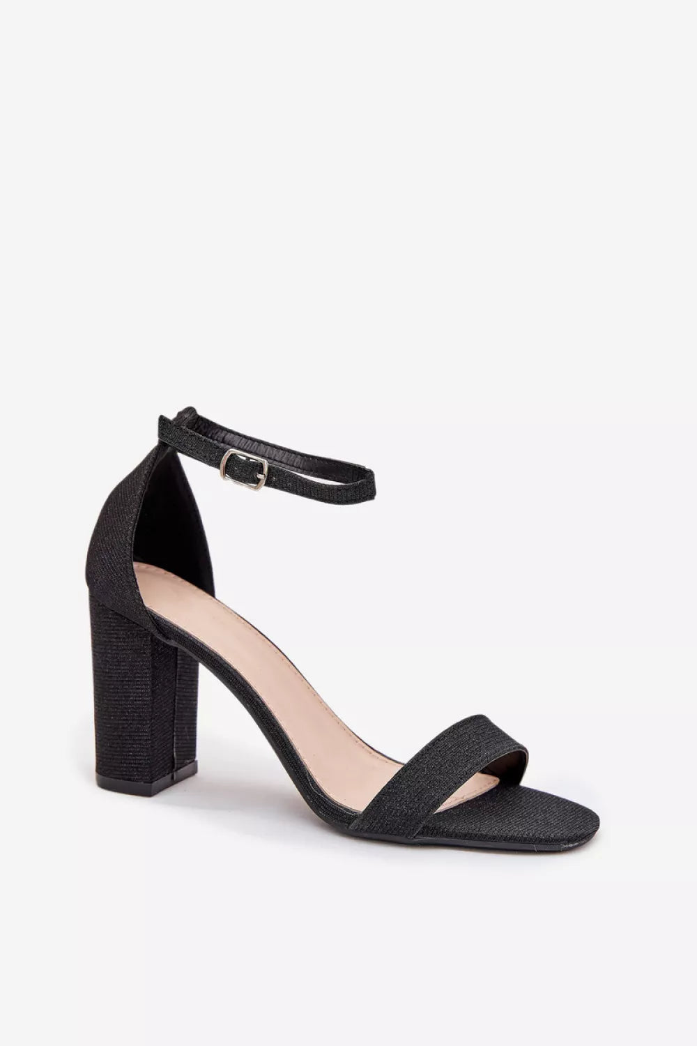 Basutės su kulnais, modelis 215642 – ženkite į stilių