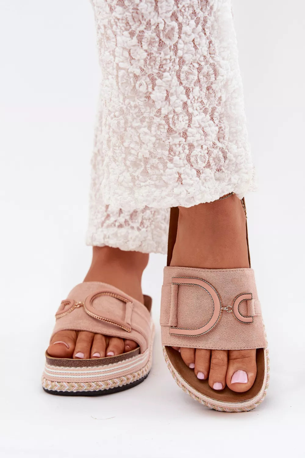 Šlepetės, modelis 215660 Ženkite į stilių