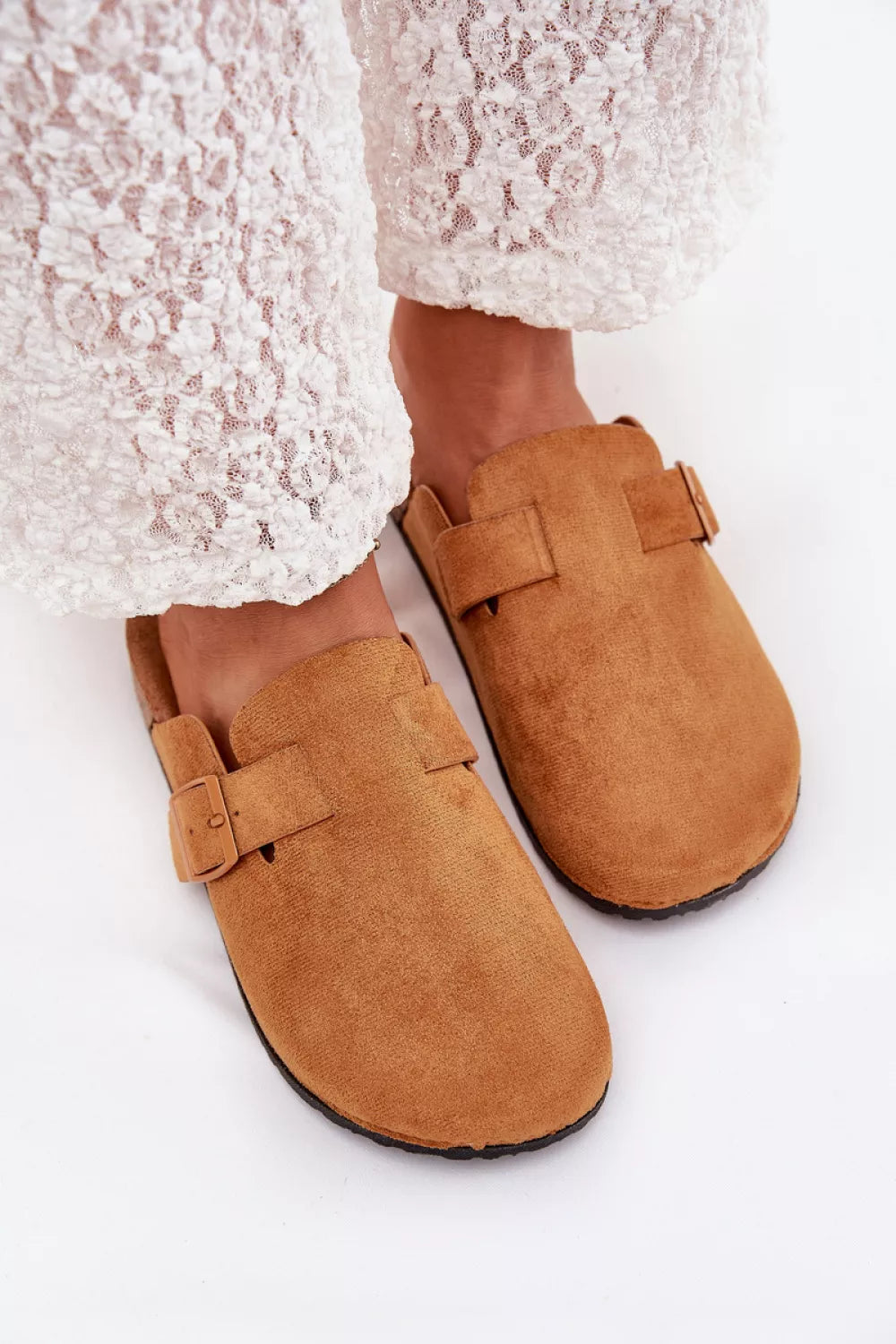 Šlepetės, modelis 215728. Ženkite į stilių.