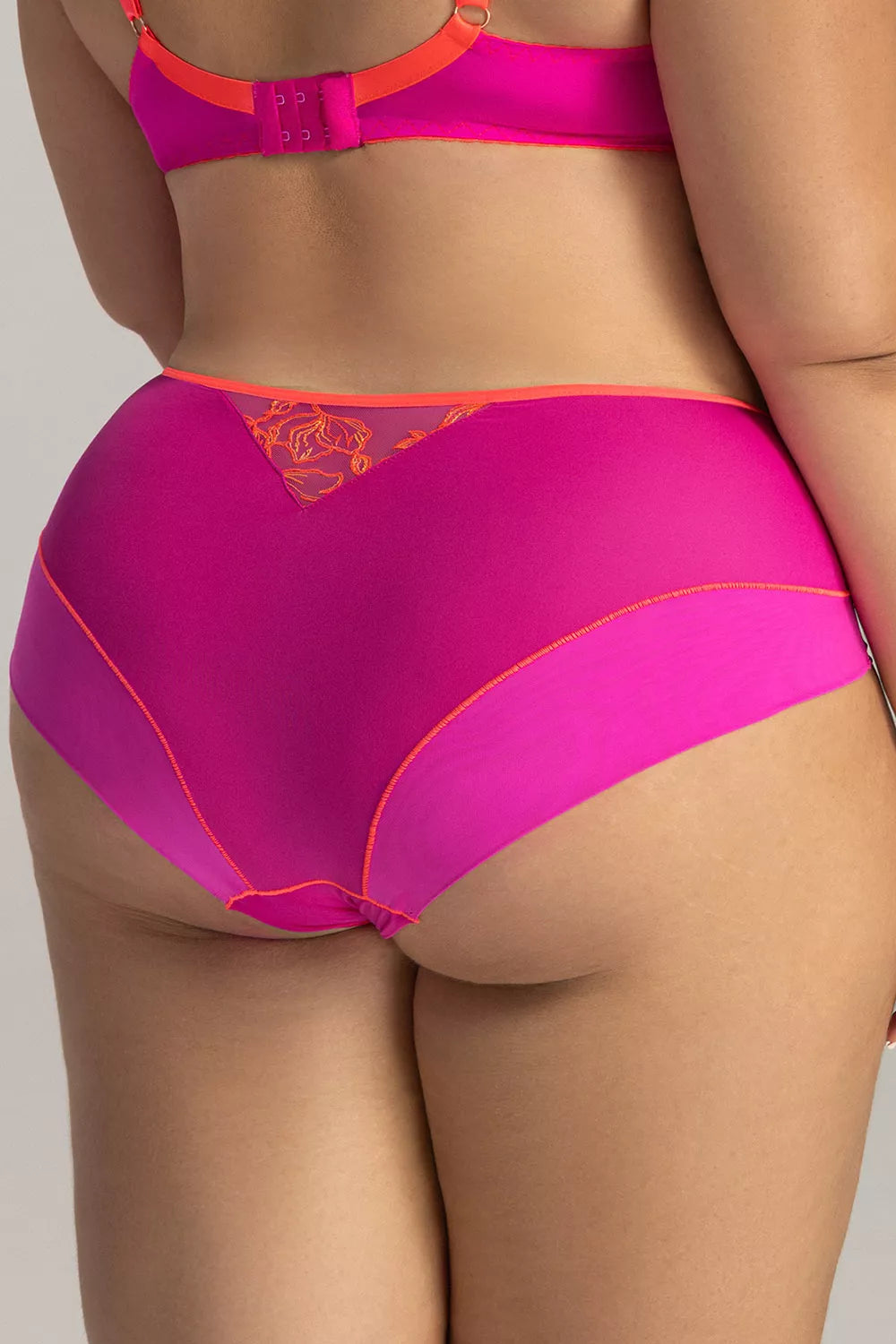 Kelnaitės, modelis 215768 Ava