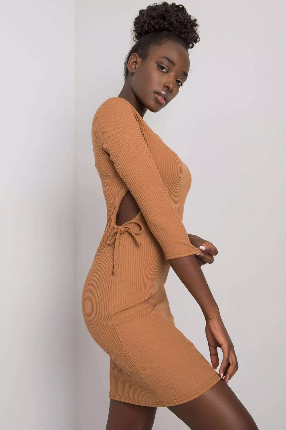 Dieninė suknelė modelis 215892 Lakerta