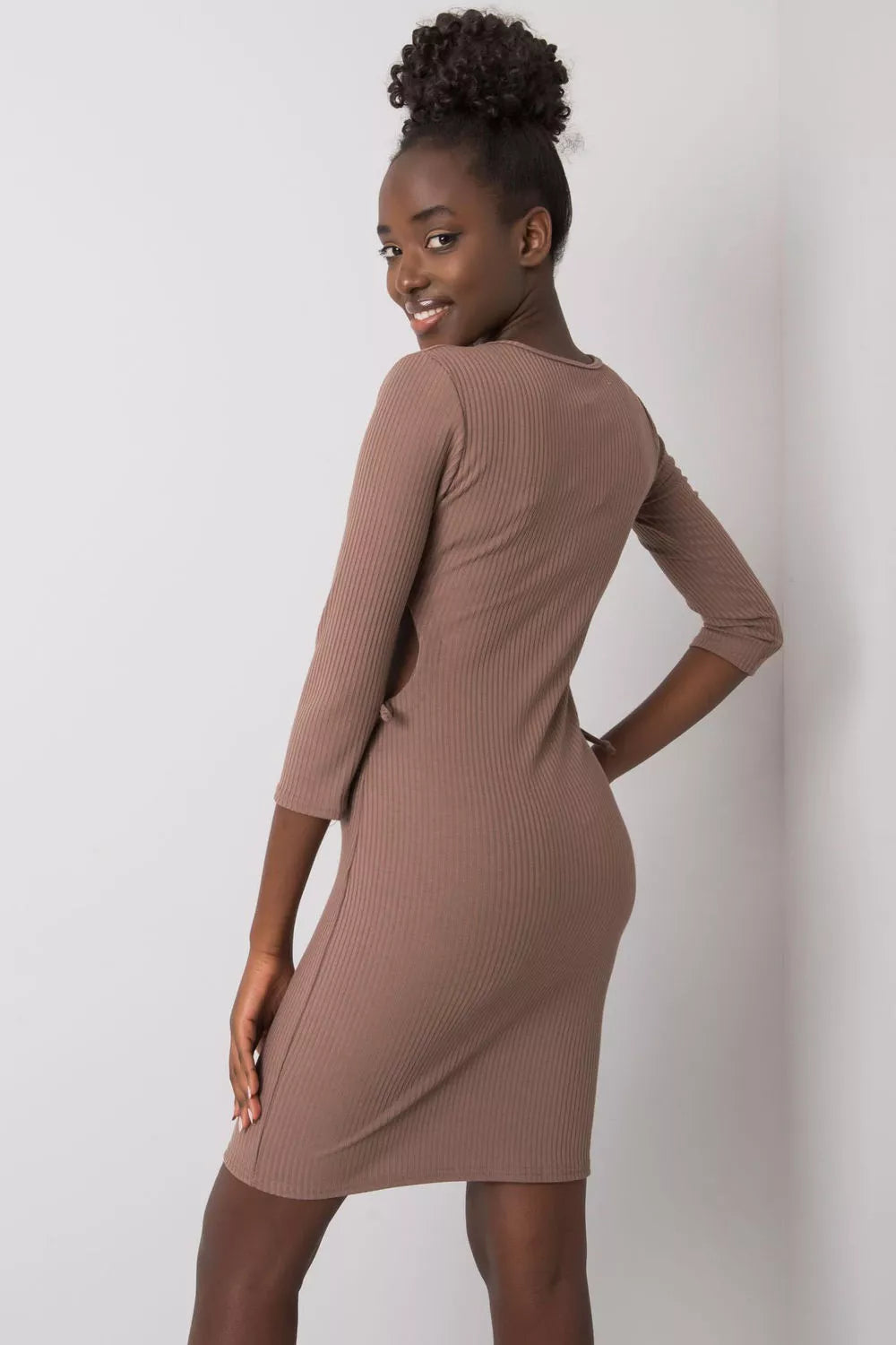 Dieninė suknelė modelis 215894 Lakerta