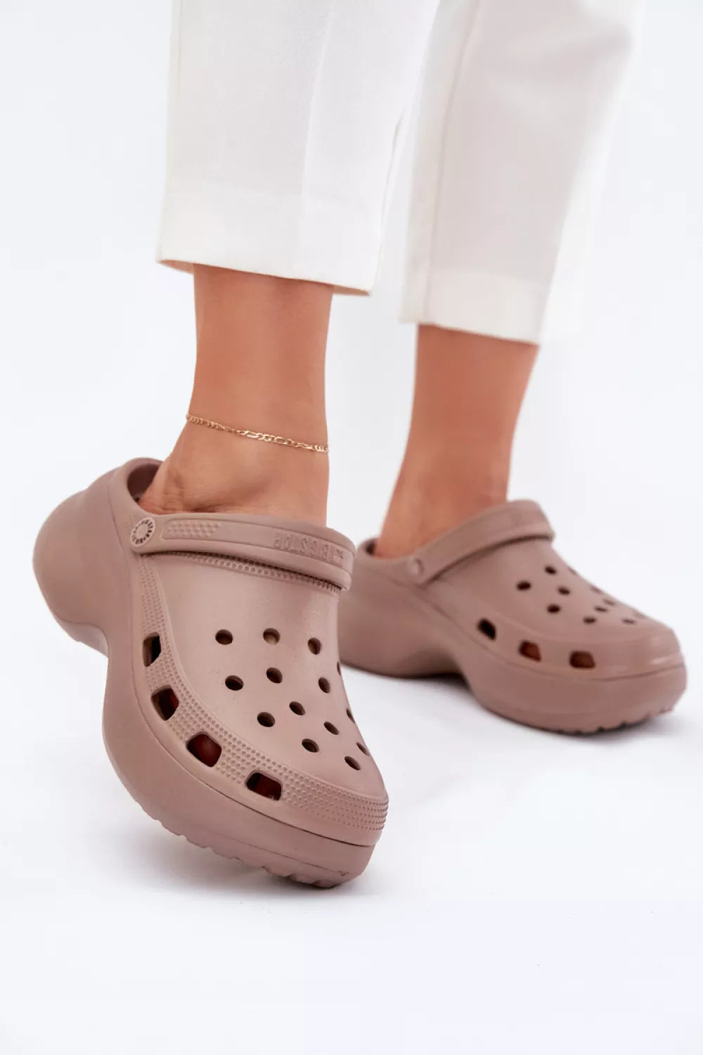 Šlepetės modelis 215960 Ženk stilingai