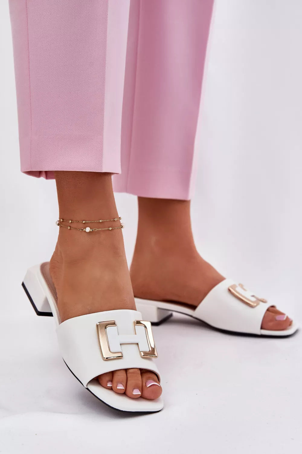 Šlepetės modelis 215982 Ženkite stilingai