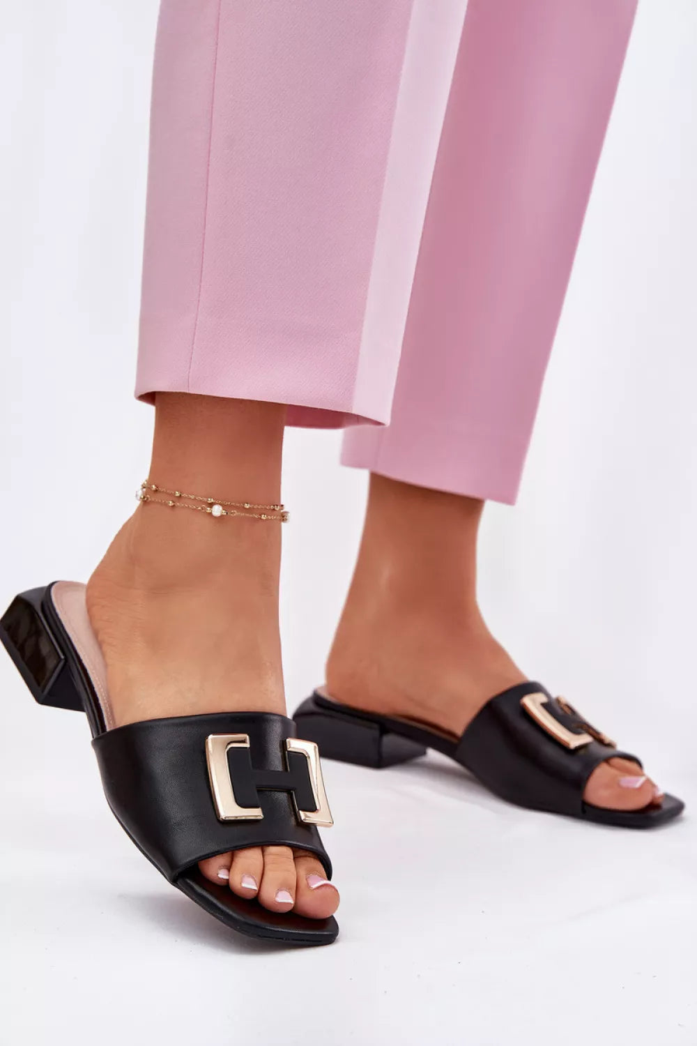 Basutės modelis 215983: Ženkite stilingai