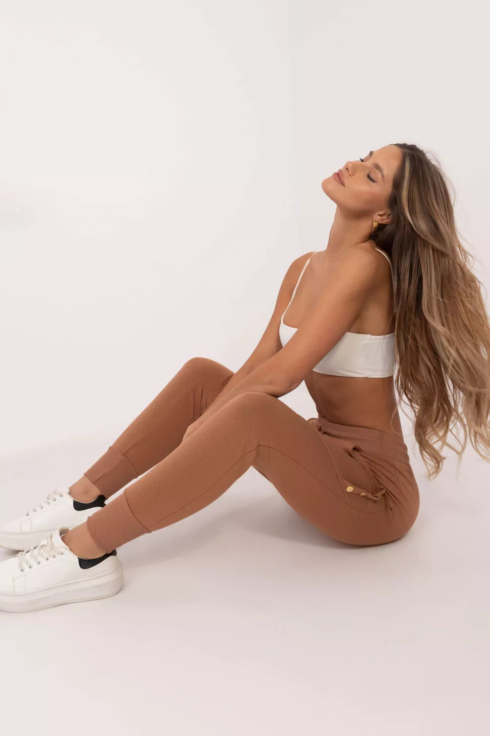 Treninginės kelnės modelis 216154 Gamyklinė kaina