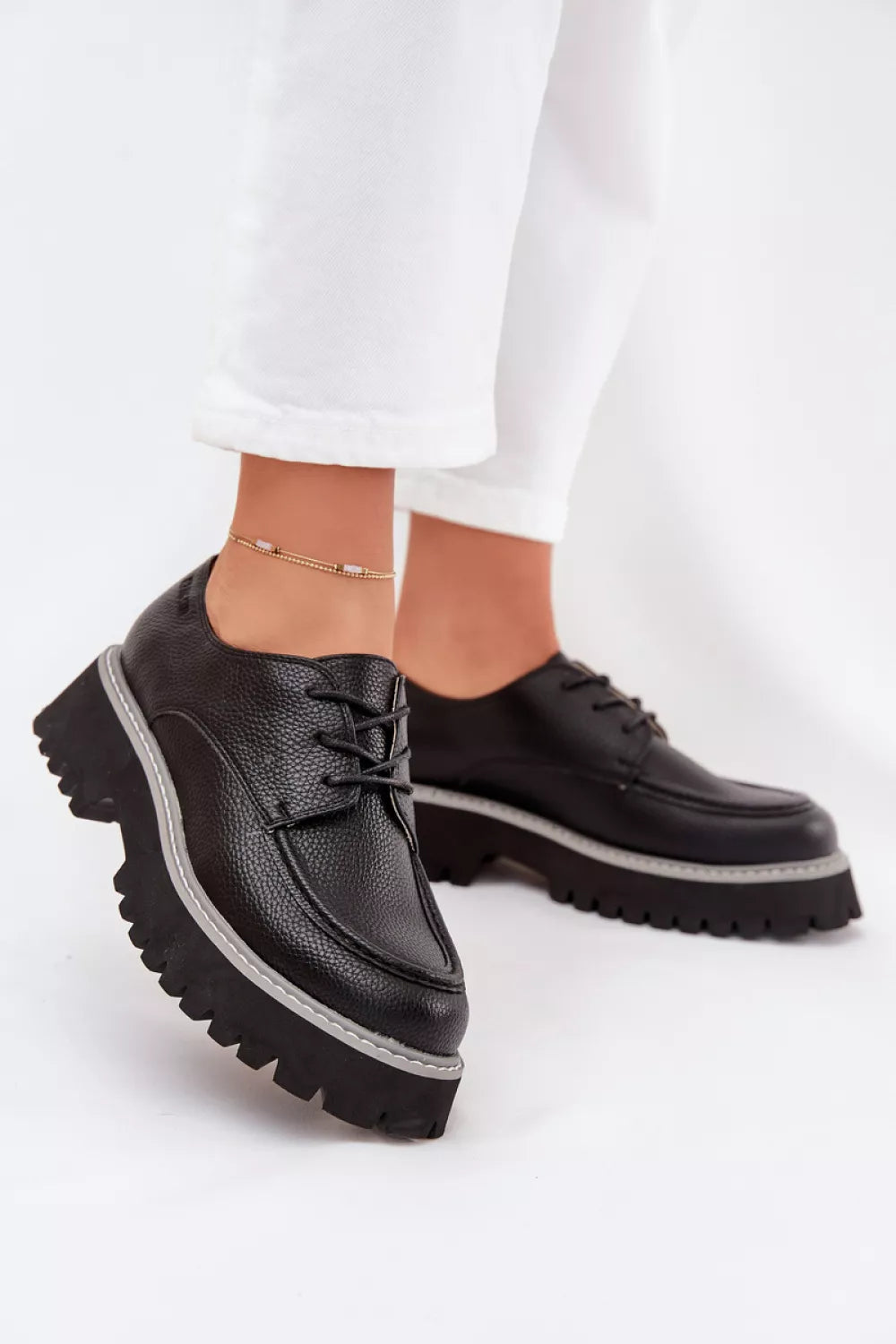 Pusbatėliai modelis 216318 Step in style