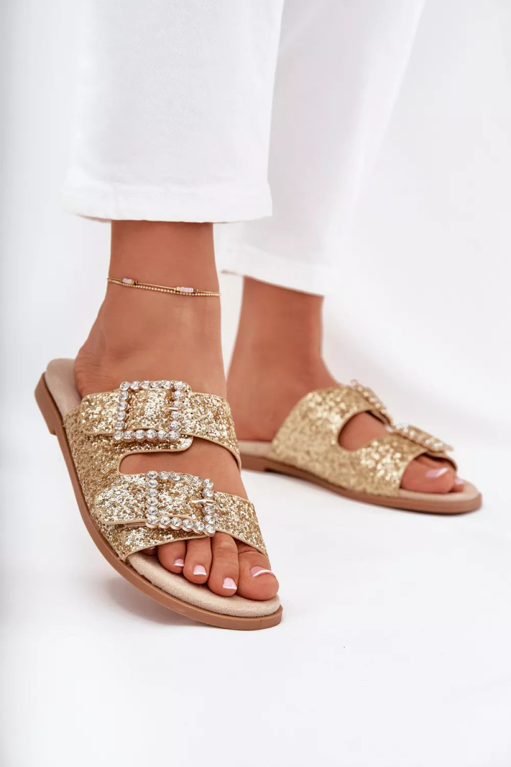 Šlepetės, modelis 216374 Step in style
