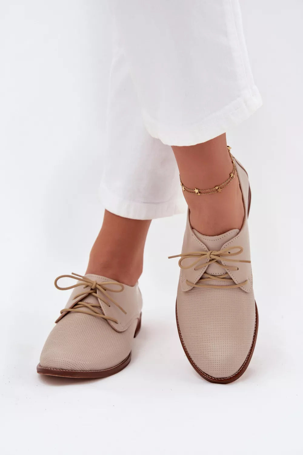 Pusbačiai, modelis 216522 Step in style