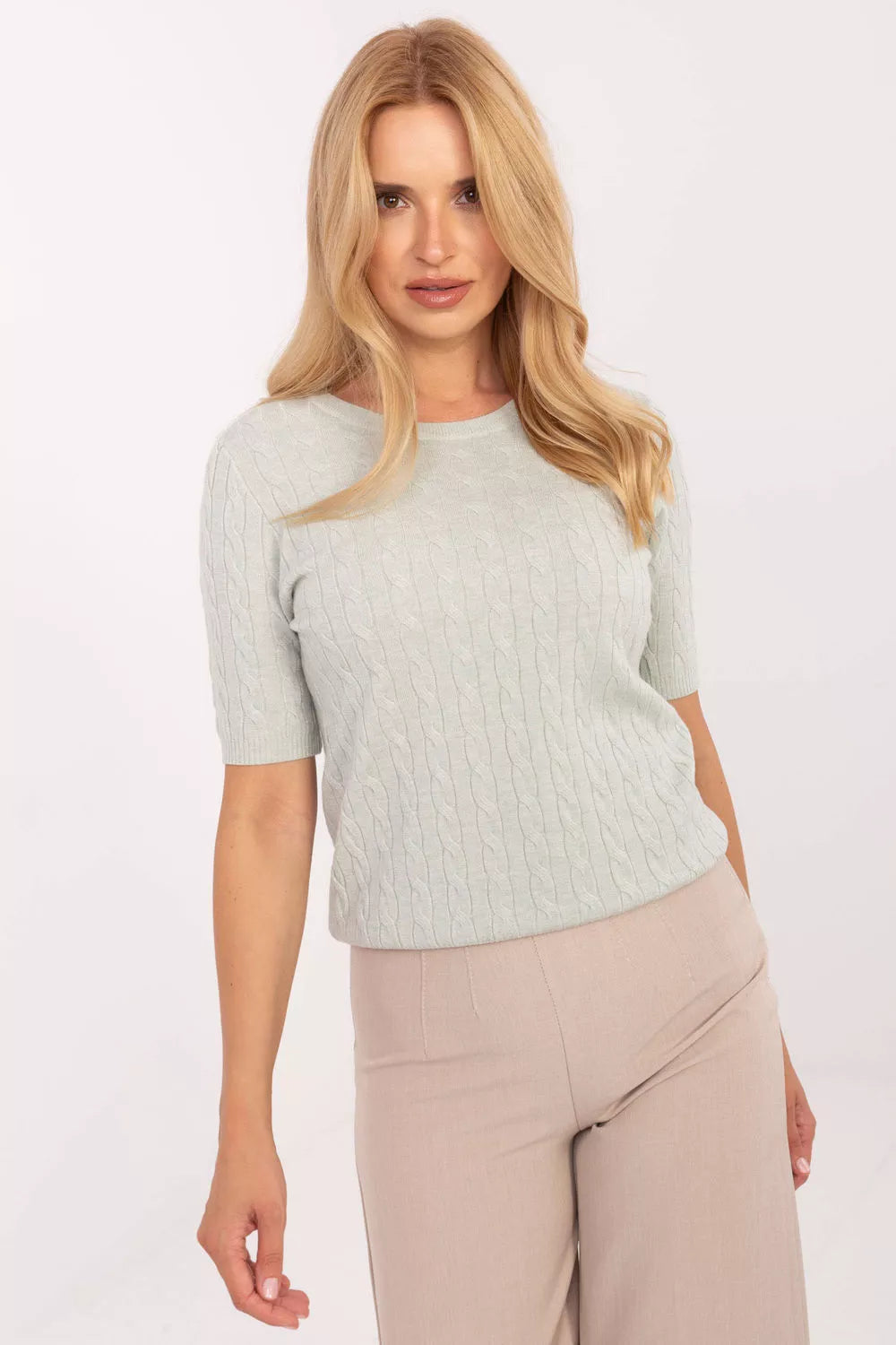 Megztinis trumpomis rankovėmis, modelis 216759, gamyklinė kaina.