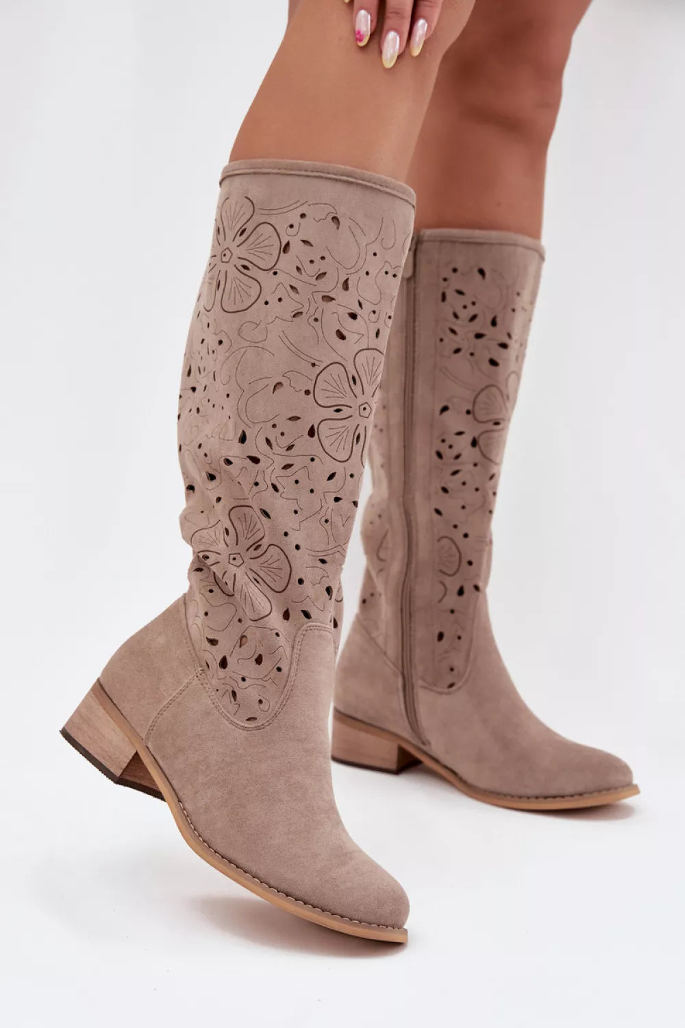 Aulinukai su kulnu, modelis 216786 Step in style