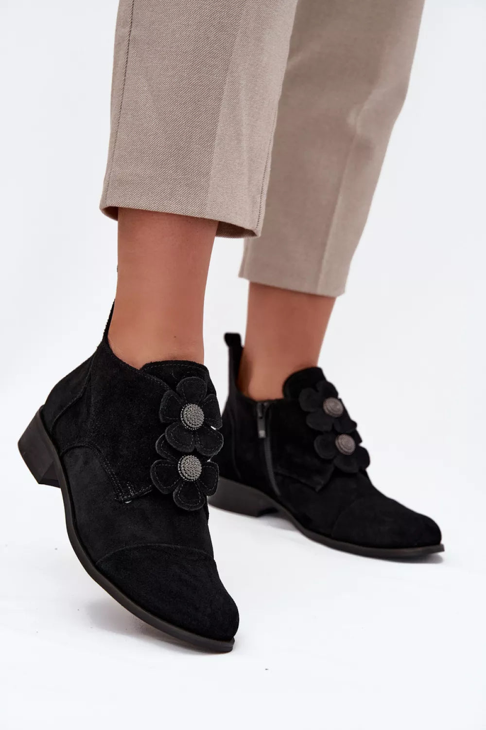 Pusbačiai, modelis 216986 Step in style