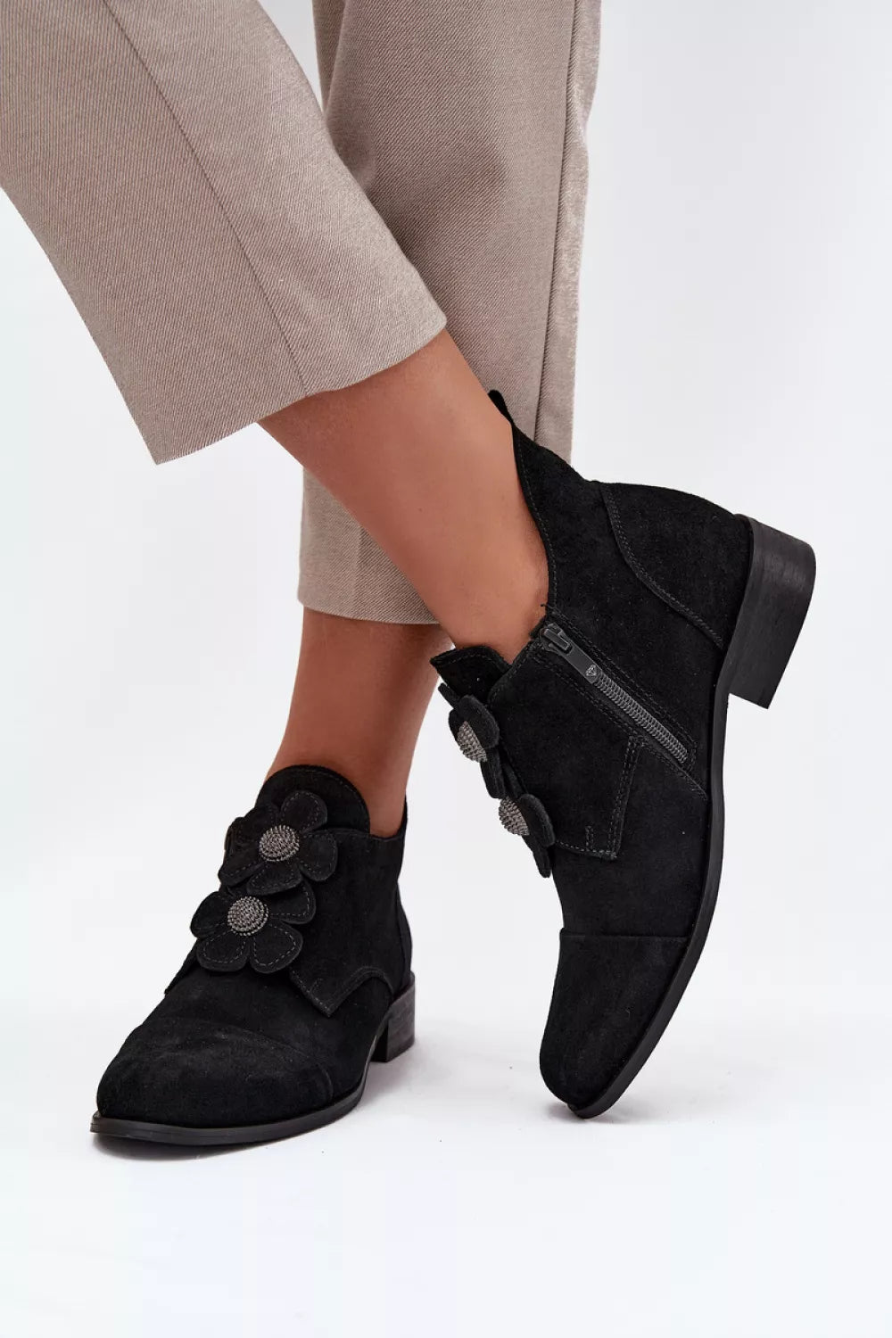 Pusbačiai, modelis 216986 Step in style