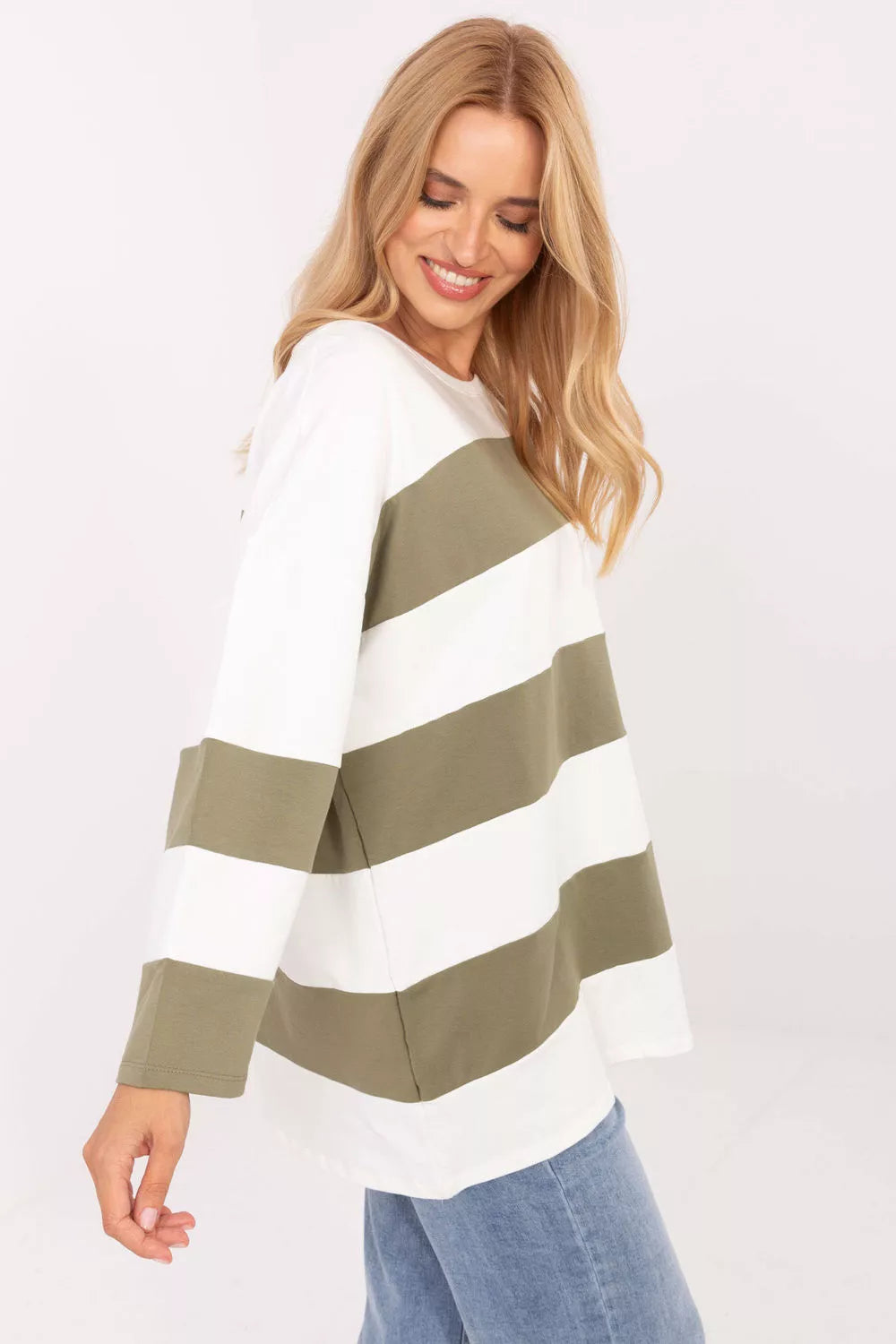 Bluzonas modelis 217031 Relevance