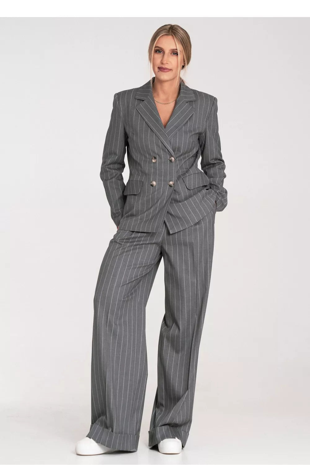 Striukė modelis 217086 Figl