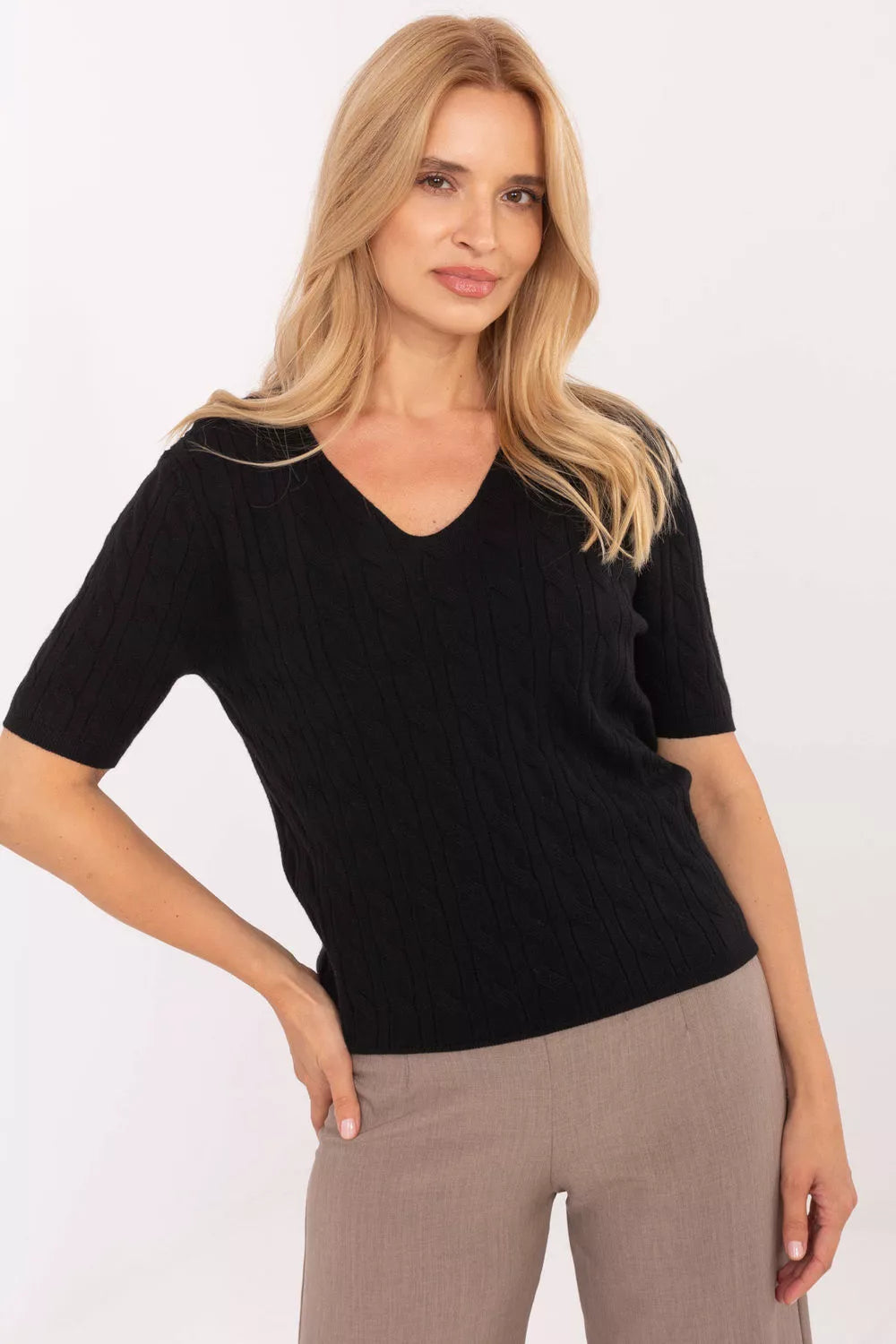 Megztinis trumpomis rankovėmis modelis 217334 Factory Price