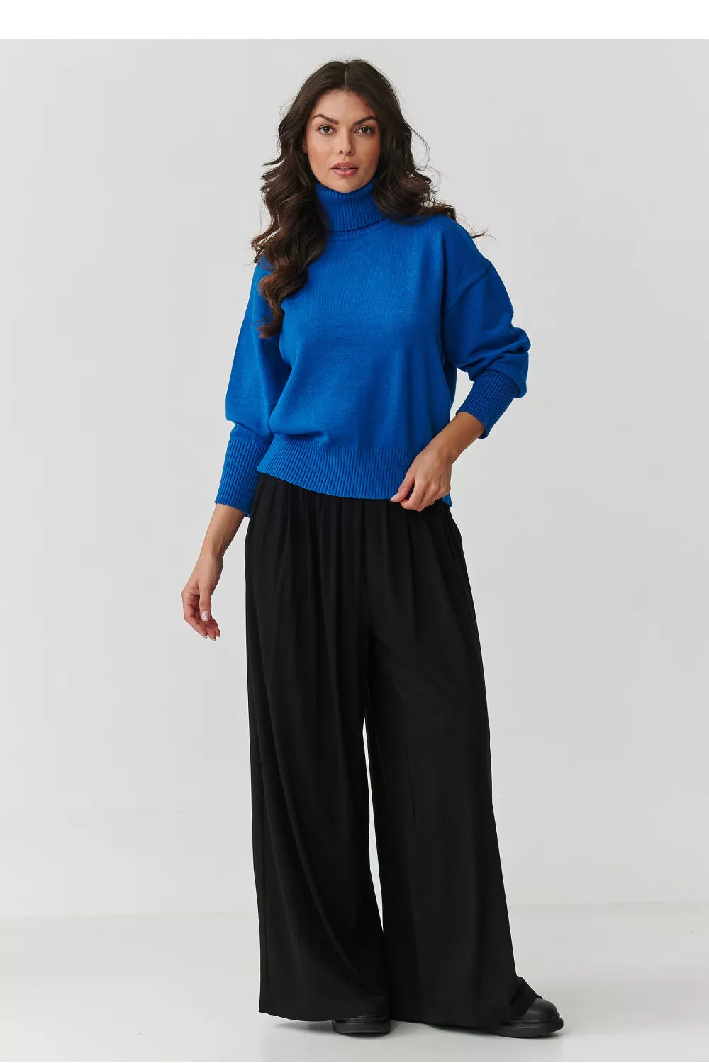 Megztinis su golfu, modelis 217398 Makadamia