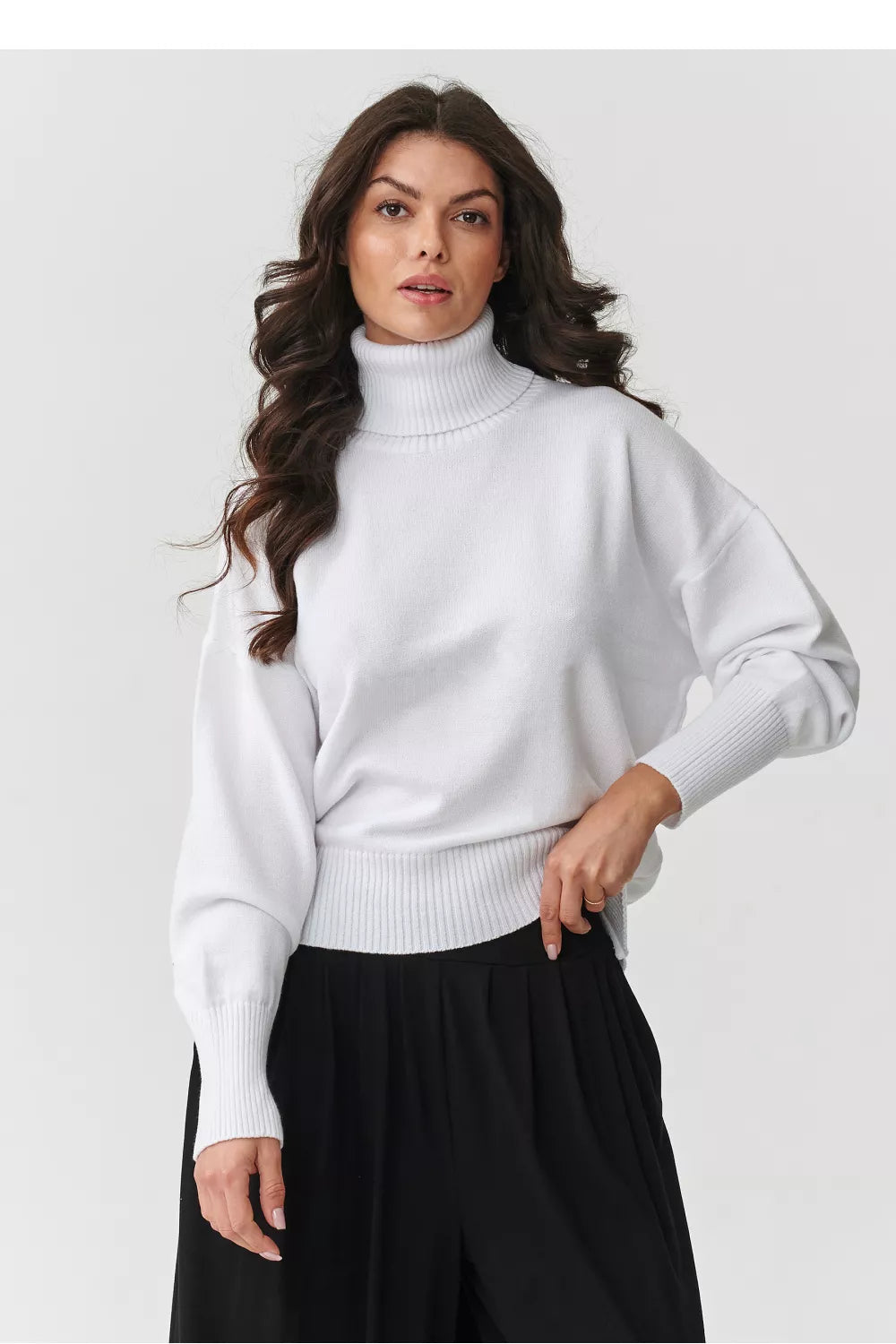 Megztinis su golfu, modelis 217399 Makadamia