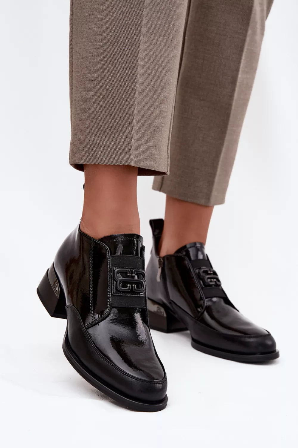 Žemi batai su kulniuku modelis 217478 Step in style