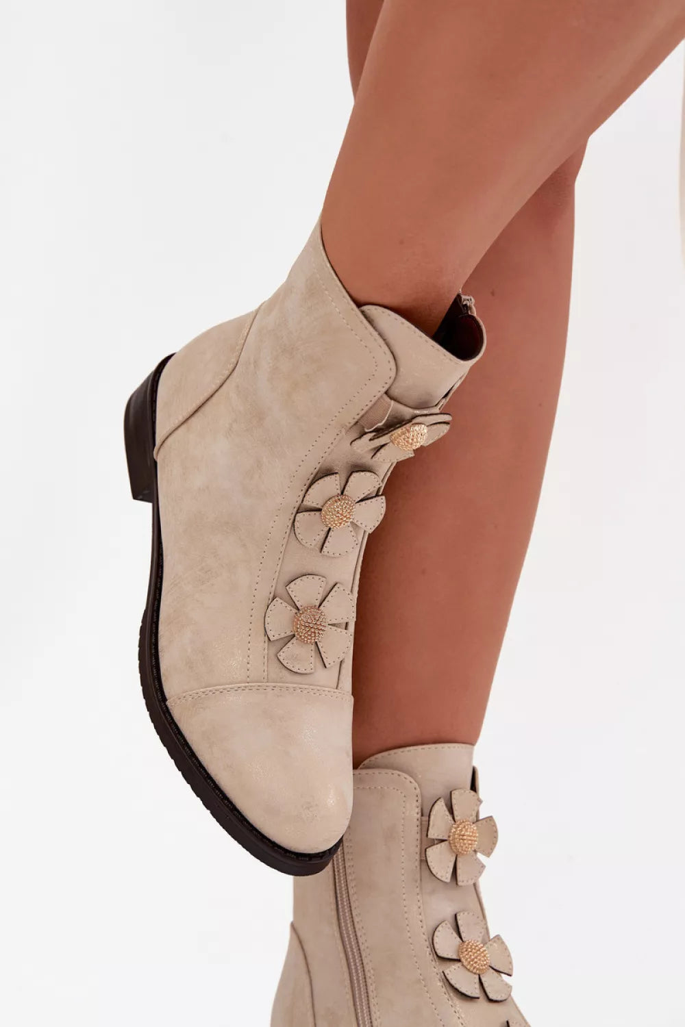 Batai modelis 217783 Step in style