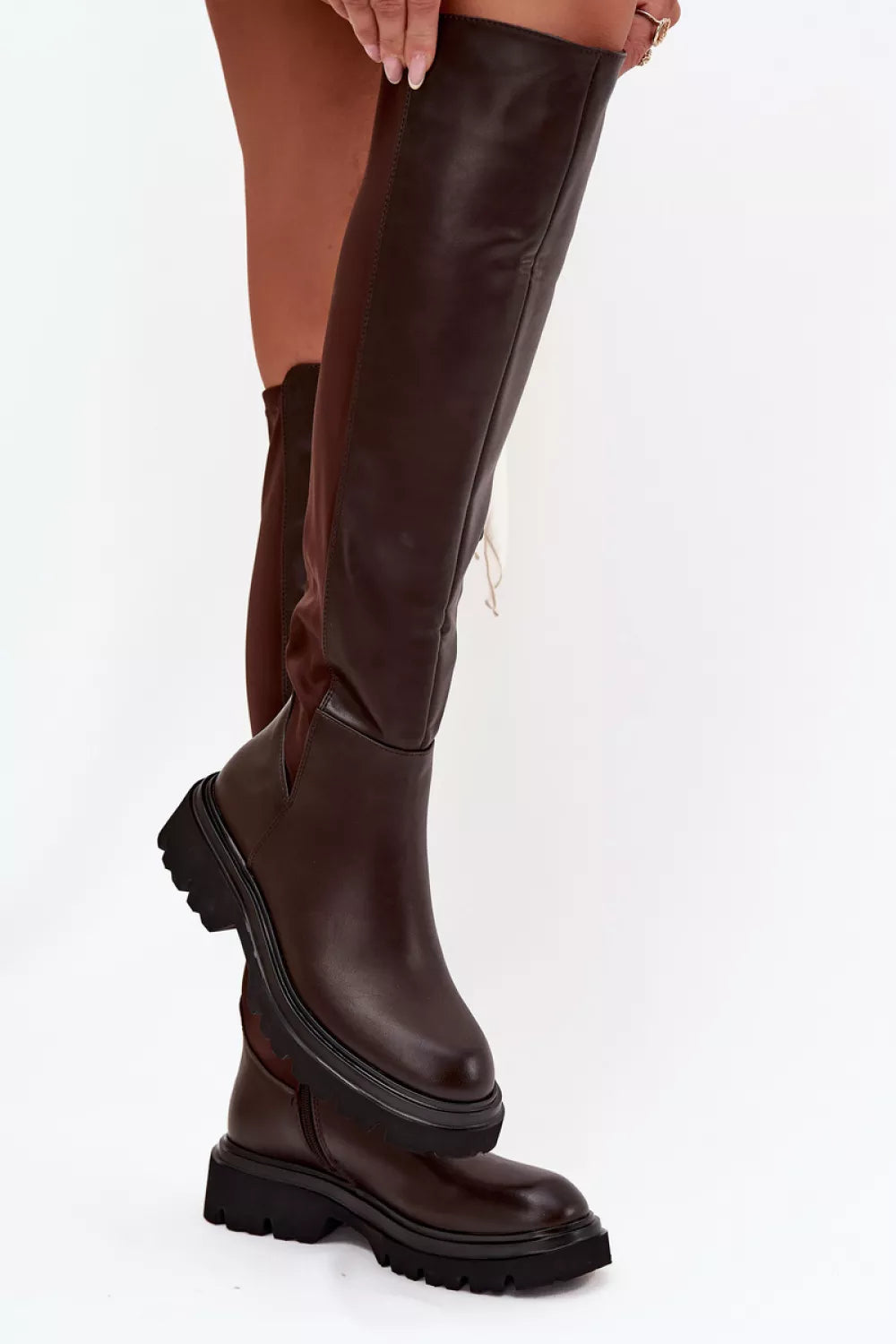 Ilgiaauliai batai, modelis 217821, Step in style