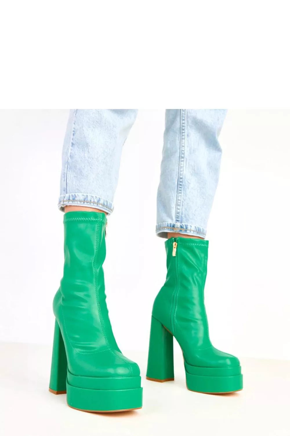 Aulinukai su kulnu modelis 217894 Solea