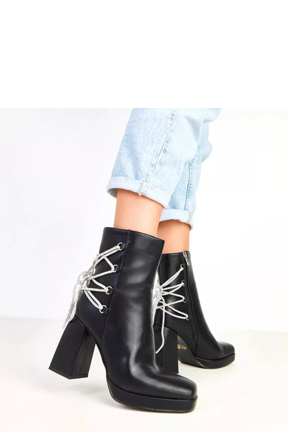 Aulinukai su kulnu modelis 217912 Solea