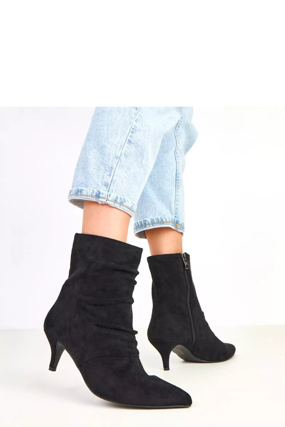 Auliniai batai modelis 217914 Solea