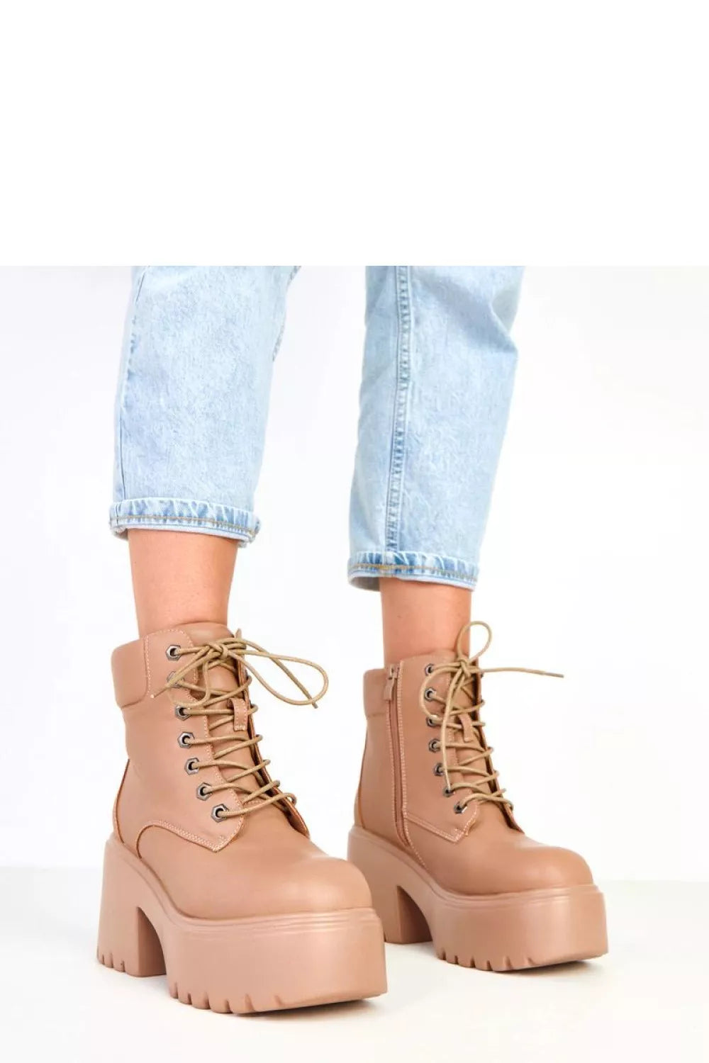 Aulinukai su kulnu, modelis 217928 Solea