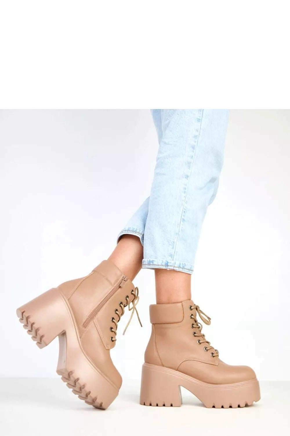 Aulinukai su kulnu, modelis 217928 Solea