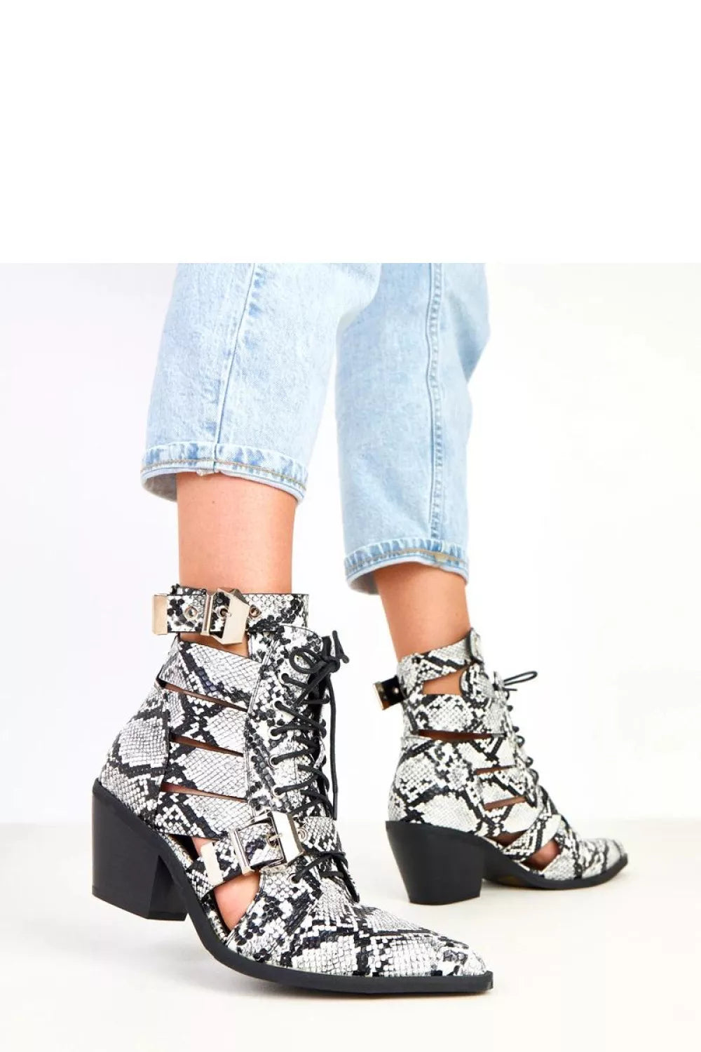 Aulinukai su kulnu, modelis 217931 Solea