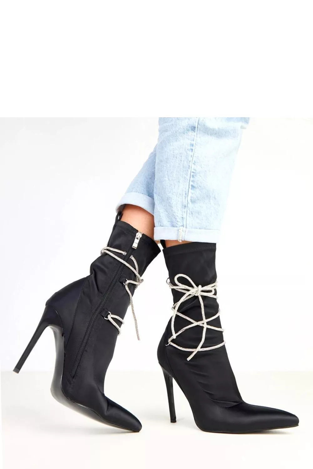 Aulinukai su kulnu, modelis 217945 Solea