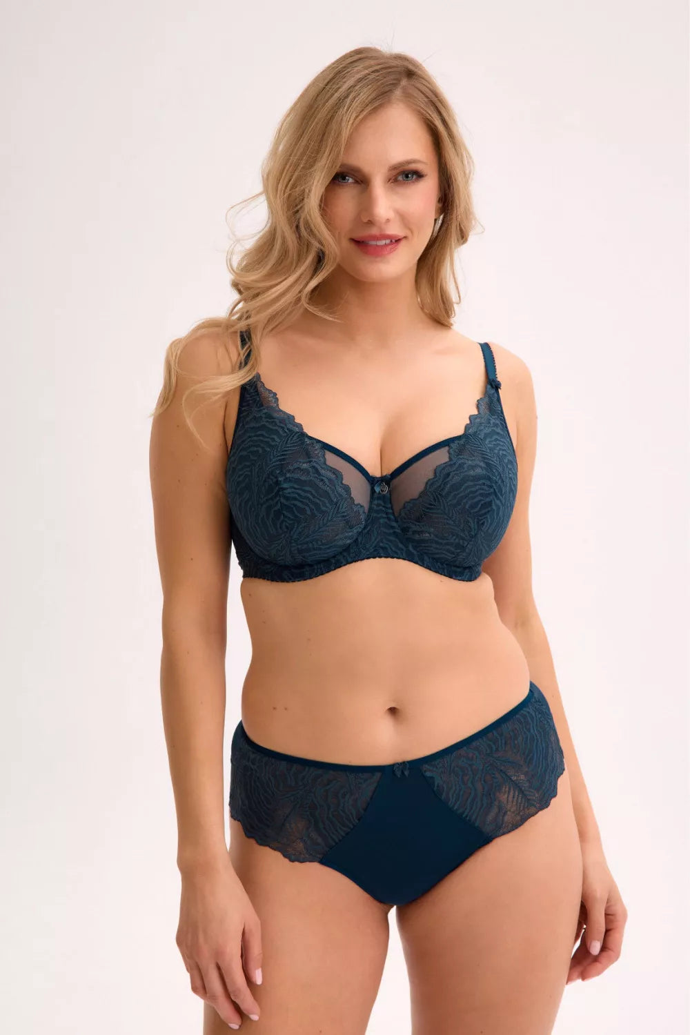 Brazilietiško stiliaus kelnaitės modelis 217965 Gaia