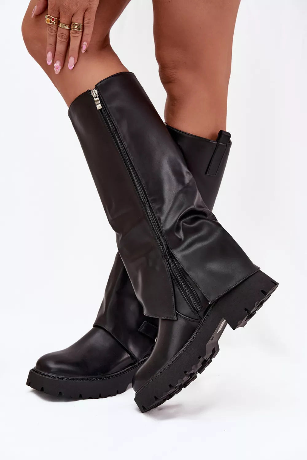 Šlaunų aukščio batai, modelis 218088 Step in style