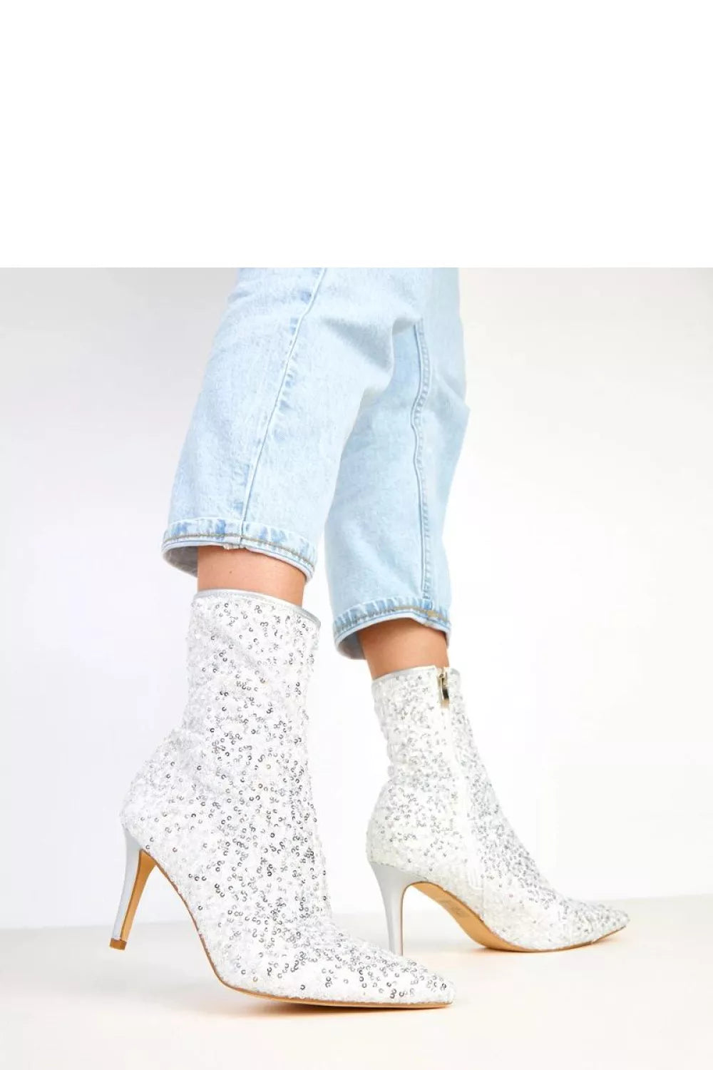 Aulinukai ant kulno, modelis 218359 Solea