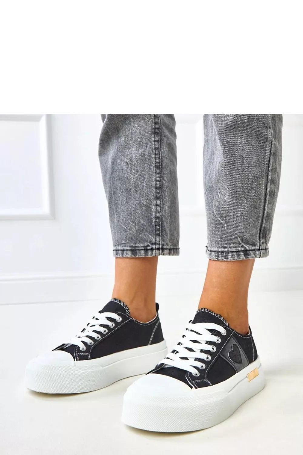 Sportiniai batai modelis 218364 Solea