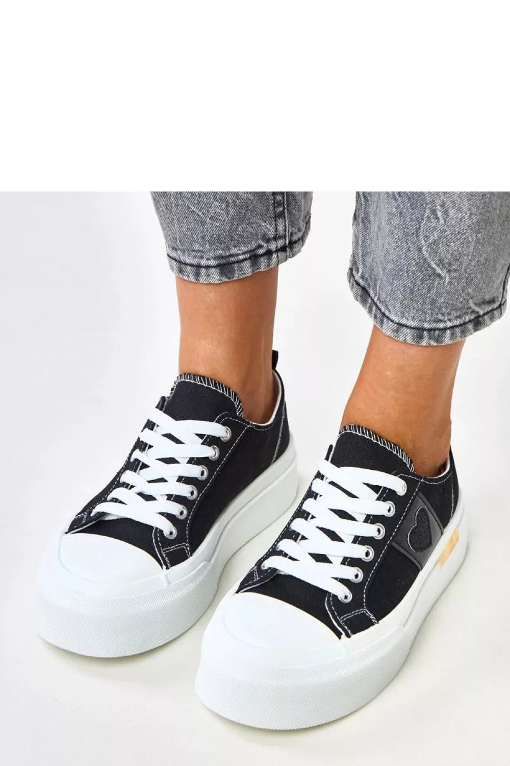 Sportiniai batai modelis 218364 Solea