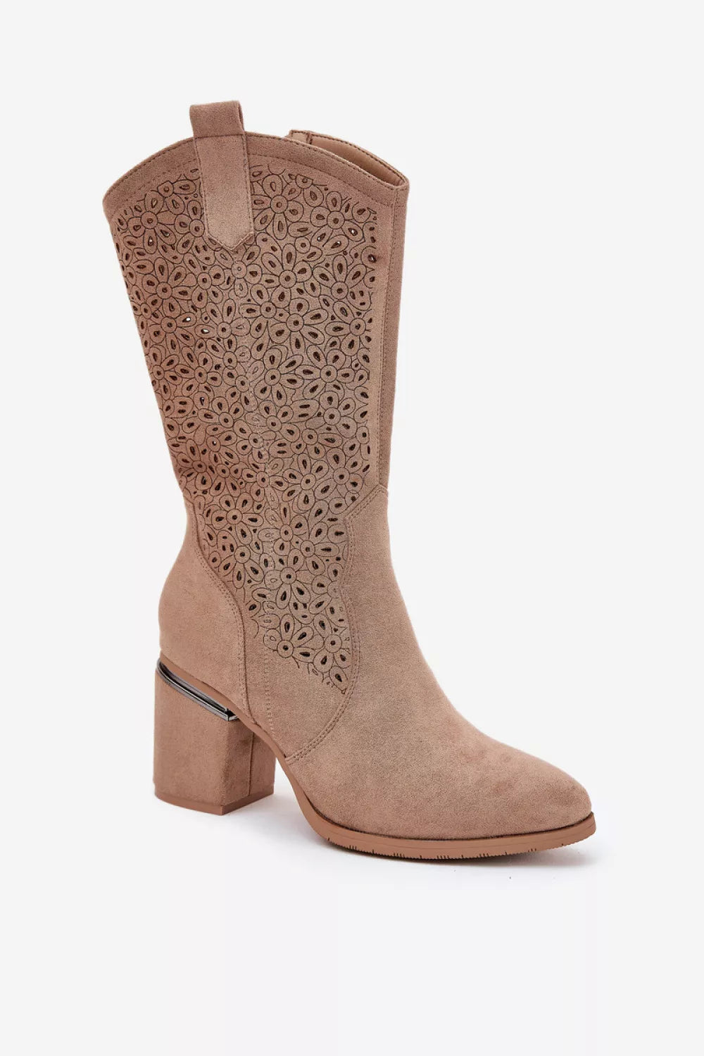 Aulinukai atvirų raštų, modelis 218494 Step in style