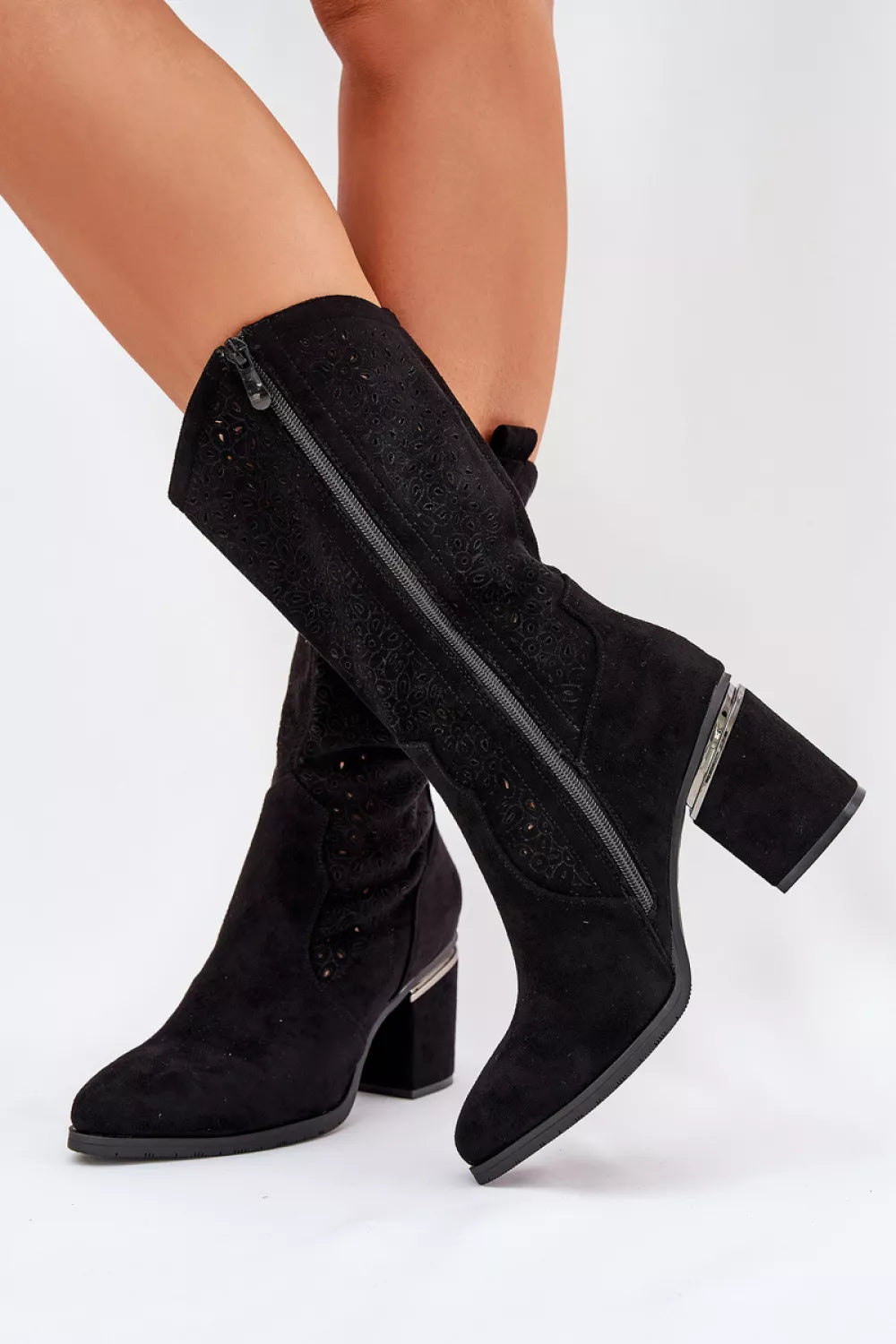 Ažūriniai batai, modelis 218496 Step in style