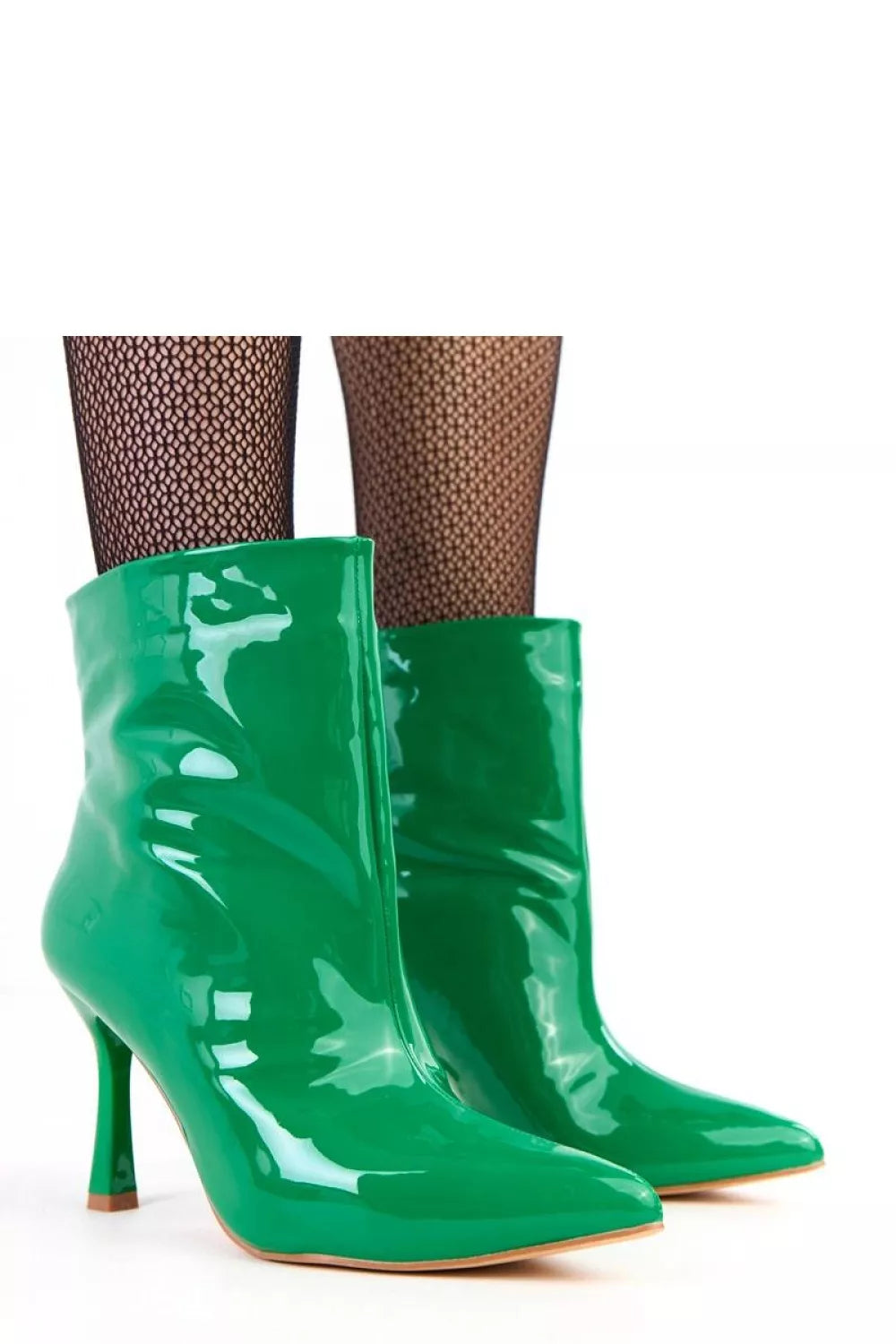 Batai su kulnu, modelis 218546, Solea