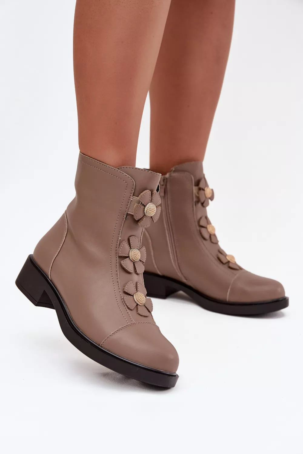 Aulinukai modelis 218706 Step in style