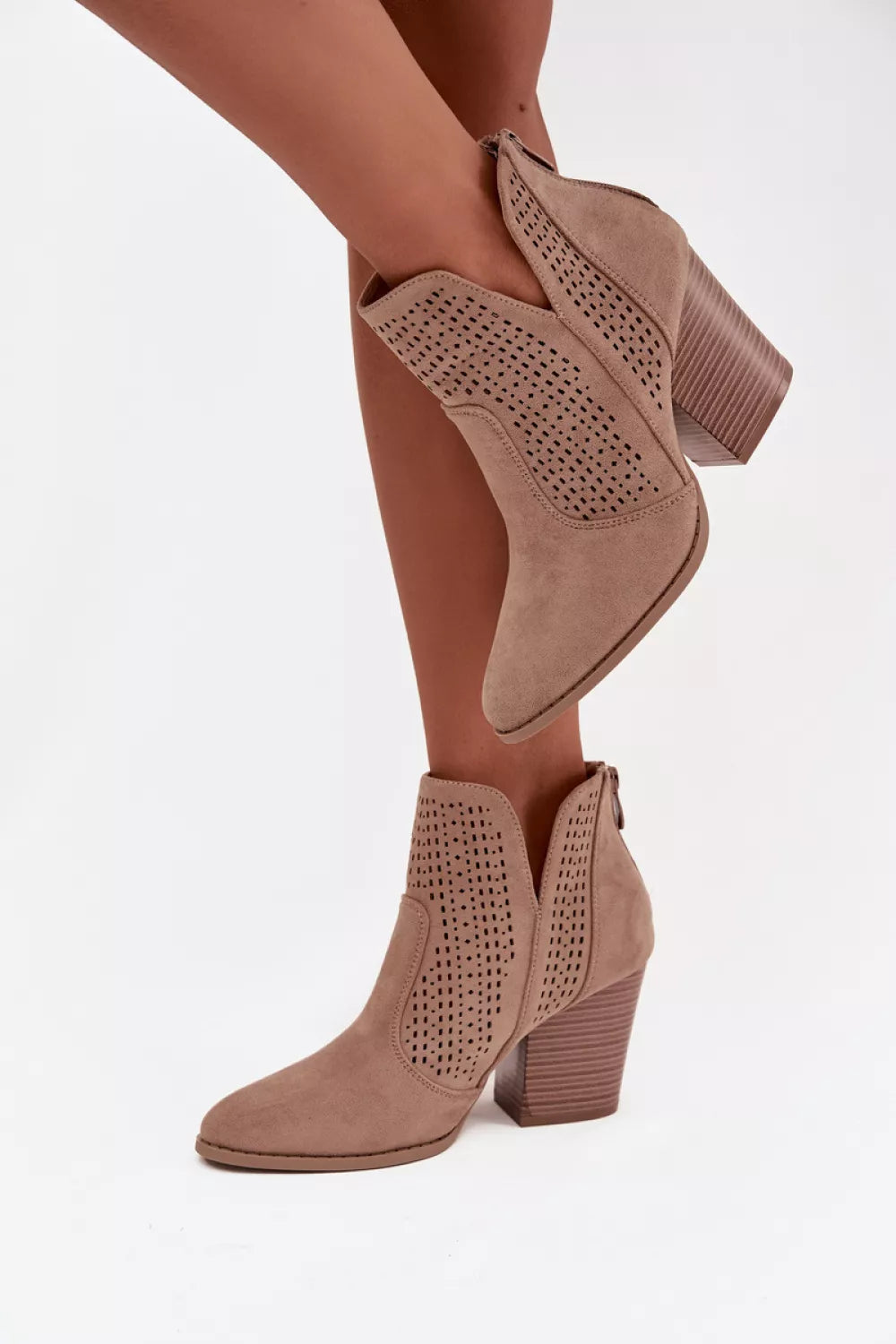 Aulinukai ant kulno modelis 218727 Step in style