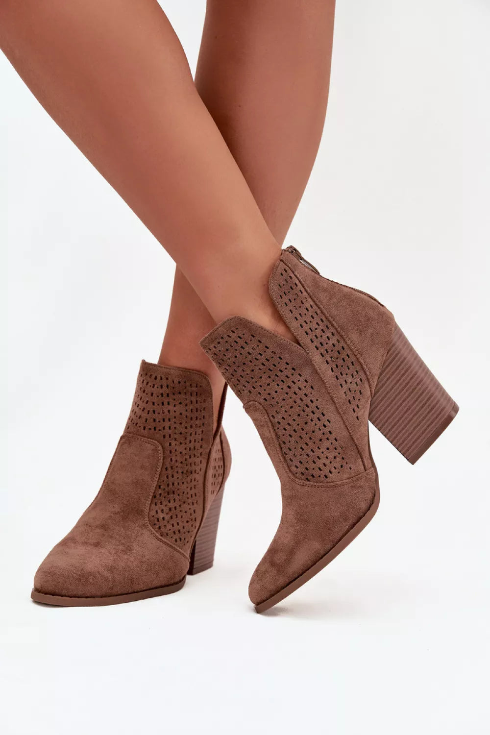 Aulinukai su kulnu modelis 218729 Step in style