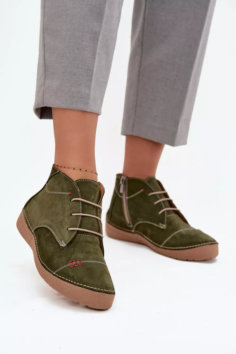 Pusbačiai modelis 218909 Step in style