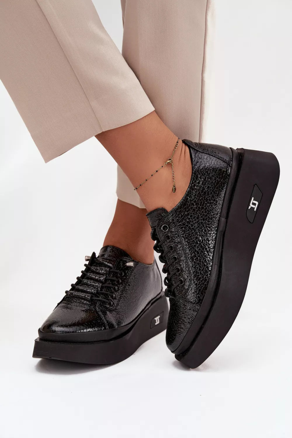 Pusbačiai modelis 219103 Step in style