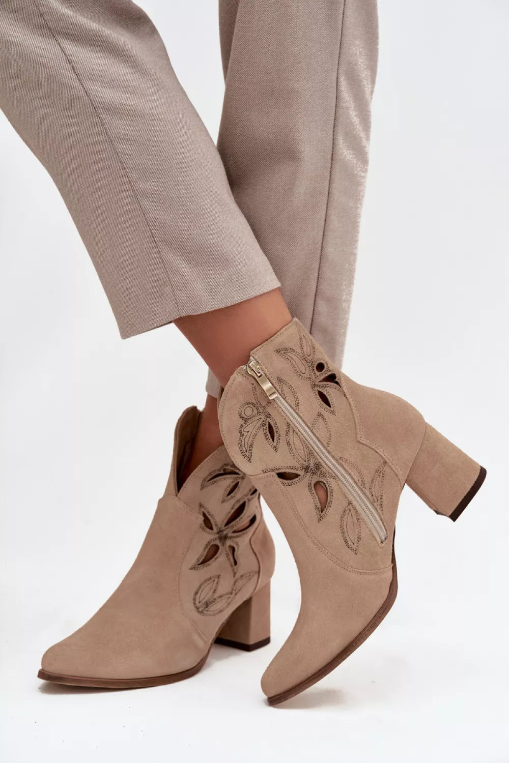 Aulinukai su kulnu modelis 219134 Step in style