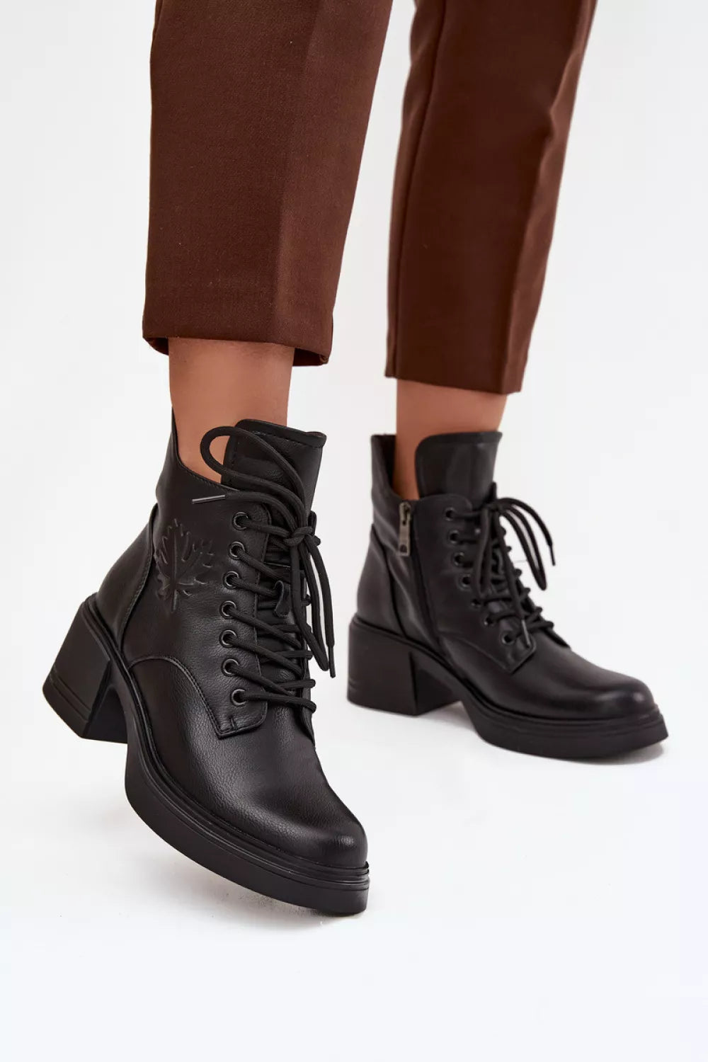 Batai modelis 219254 Step in style