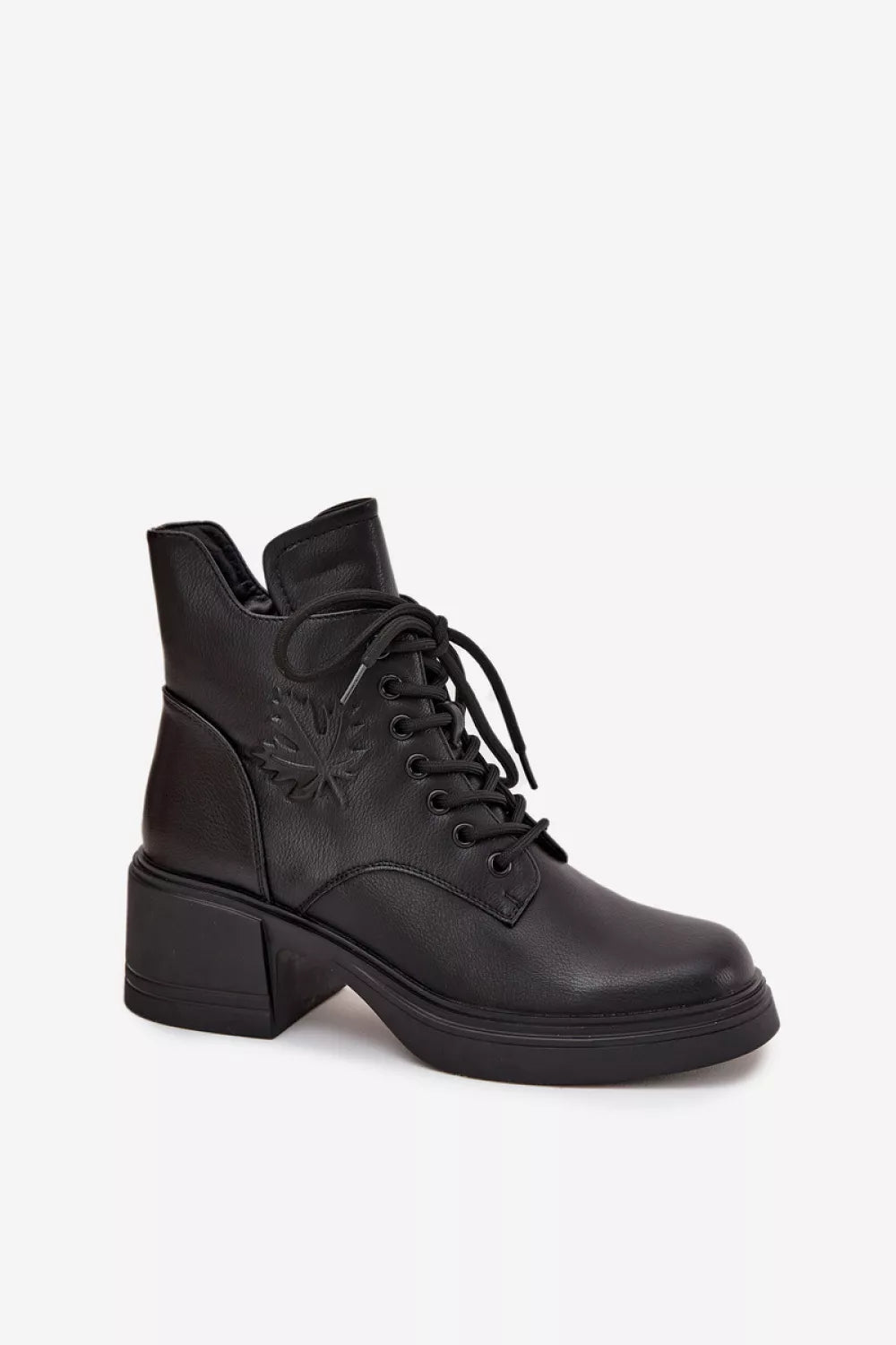 Batai modelis 219254 Step in style