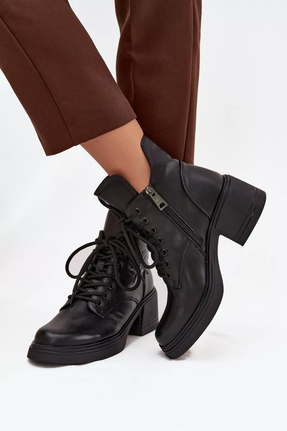 Batai modelis 219254 Step in style
