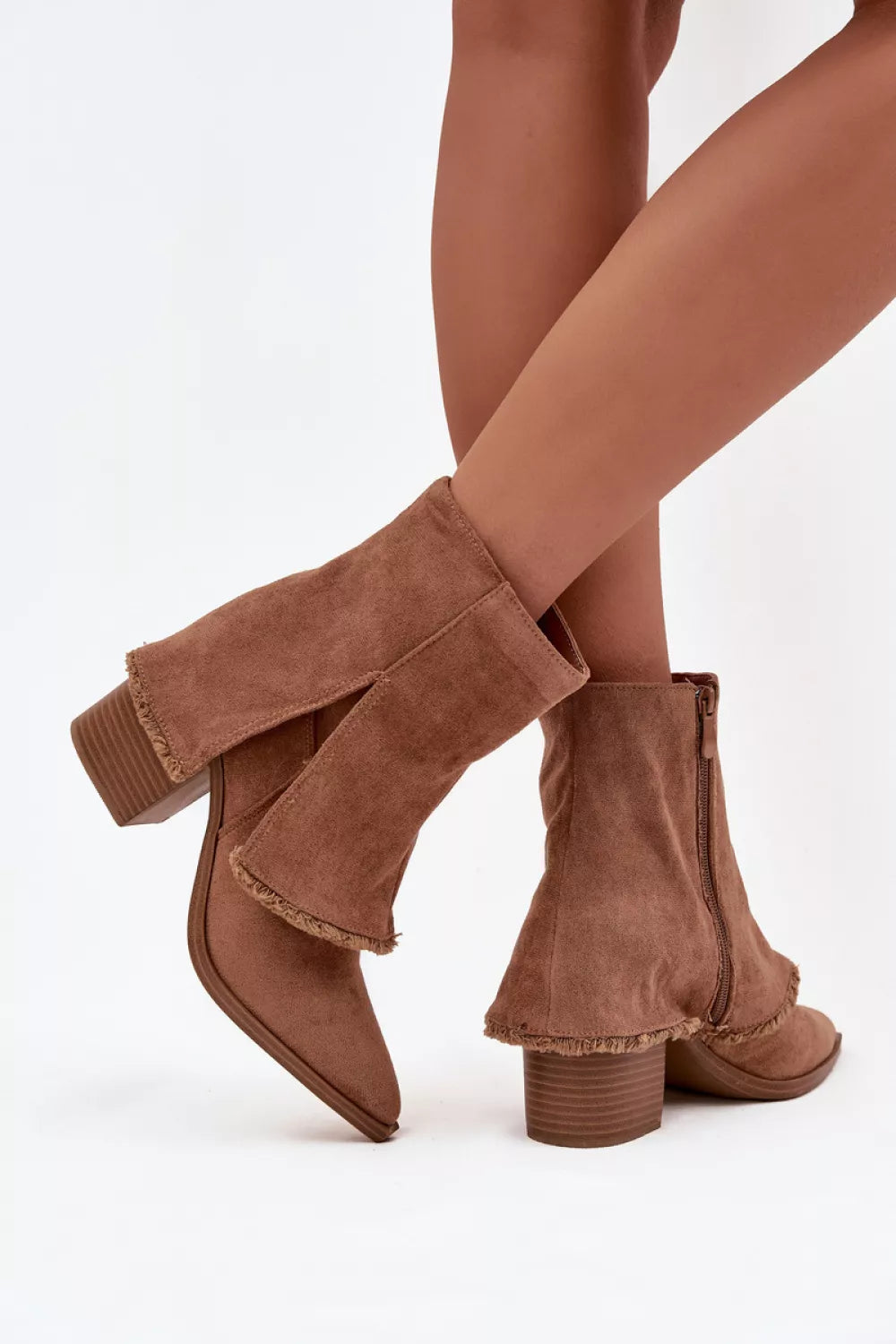 Aukštakulniai batai, modelis 219570, Step in style